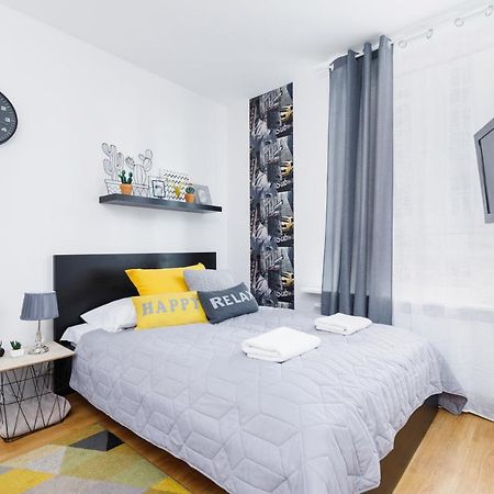 Appartement Studio Pradnik Bialy Krakow By Renters Extérieur photo