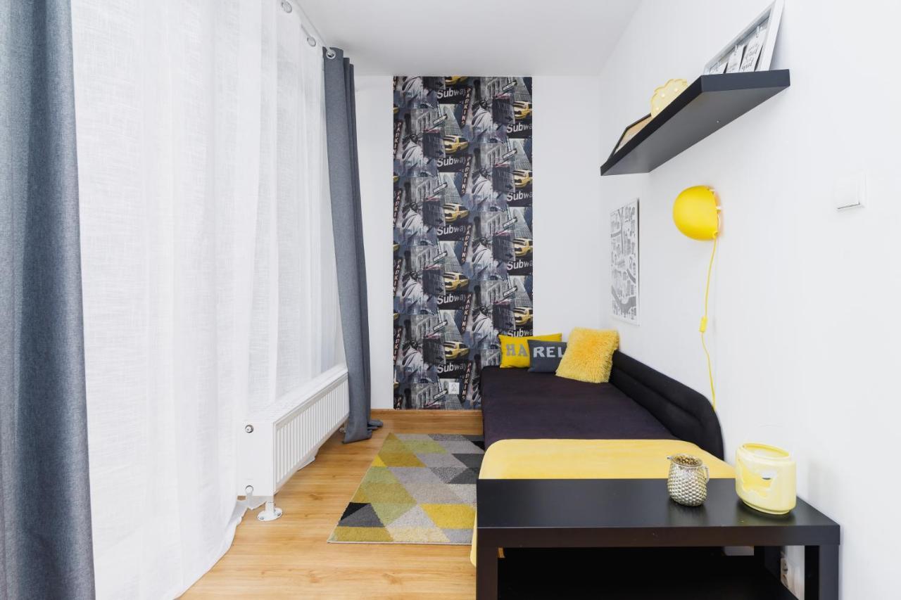 Appartement Studio Pradnik Bialy Krakow By Renters Extérieur photo