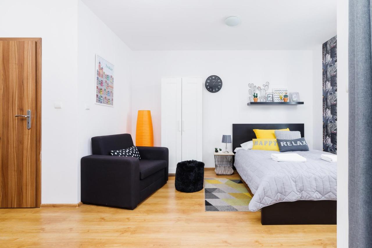 Appartement Studio Pradnik Bialy Krakow By Renters Extérieur photo